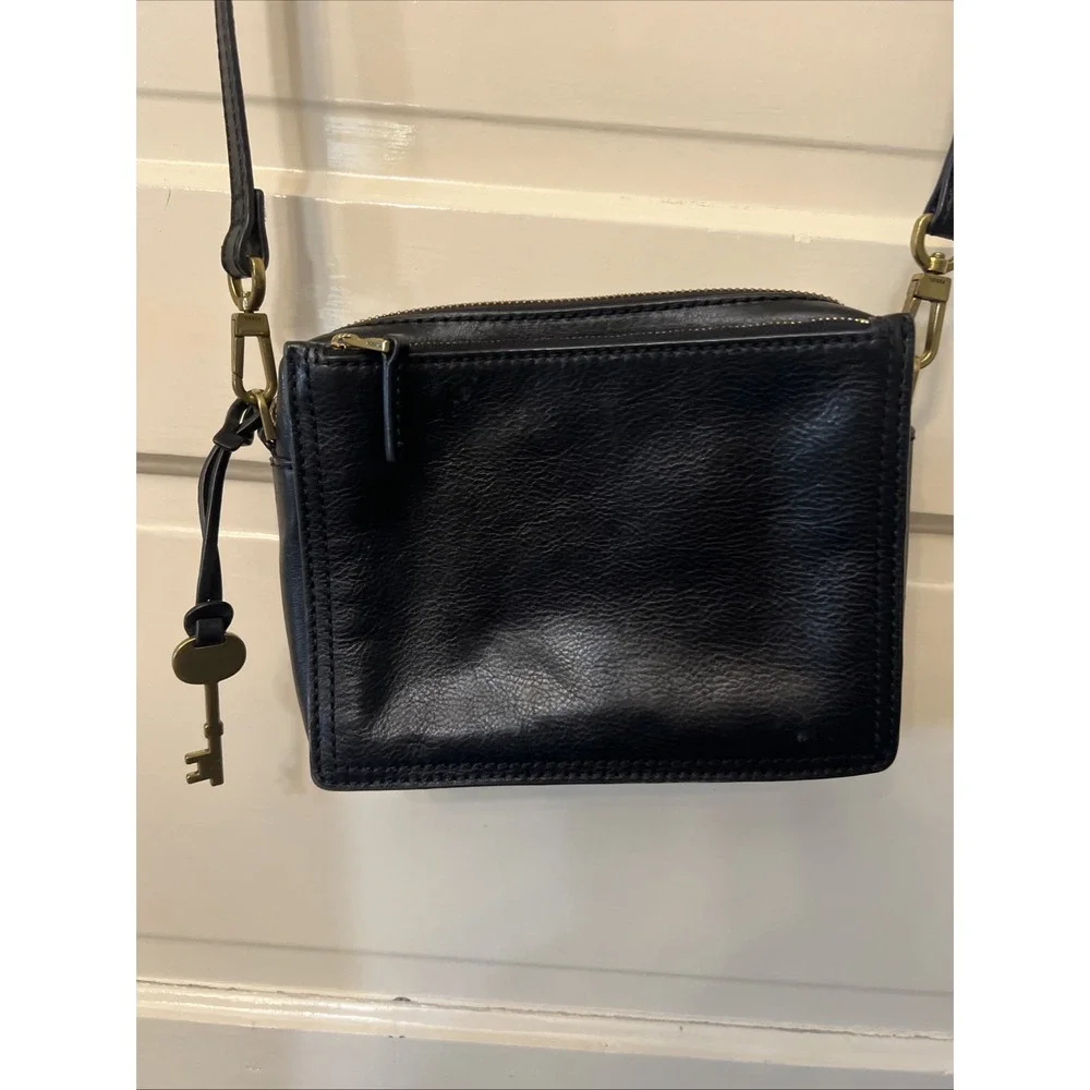 Fossil emma black